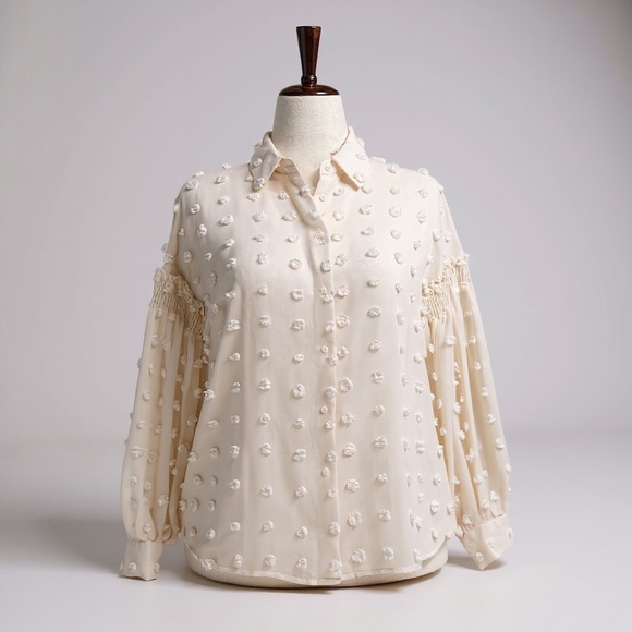 Zara Tops - NWOT Zara Cream Blouse with White Floral Accents - Size M